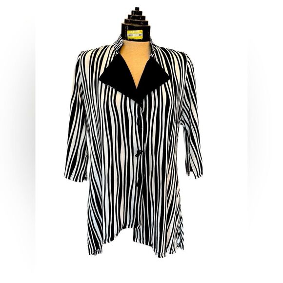IC By Connie K Asymmetrical Black & White Tunic Women’s Size Medium - Picture 1 of 7